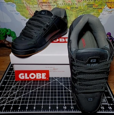 ZAPATO DE SKATE GLOBE SABRE SOMBRA OSCURA/COLOR FANTASMA PARA HOMBRE TALLA 12 NUEVO EN CAJA EE. UU. Foto 1 de 4