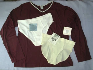 Calvin Klein Sleep Top sz M long sleeve V neck 2 Hipster Panties Purple White - Picture 1 of 4