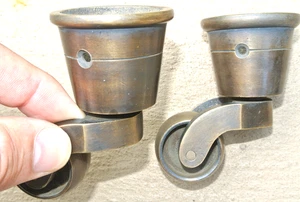 2 big solid brass heavy CUP castors for antiques replacement tables 3.1/2" - Bild 1 von 9