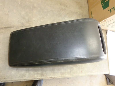 Tapa consola central Cadillac Seville 98 99 00 01 02-04  Foto 1 de 4