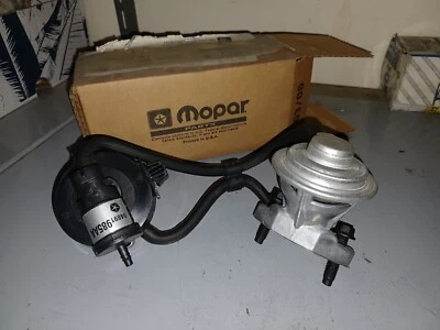 4891985AA VALVOLA EGR NUOVA ORIGINALE PER CHRYSLER PT CRUISER 2001-2002 2.4L Foto 1 de 4