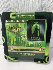 NEW Wicked Elphaba Silhouette Frame Throw Blanket 40" x 50" Silky SUPER SOFT - Picture 1 of 6