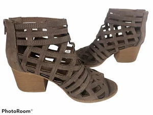 Qupid Women's 6.5 Tan Brown Heels Square Platform - Picture 1 of 10