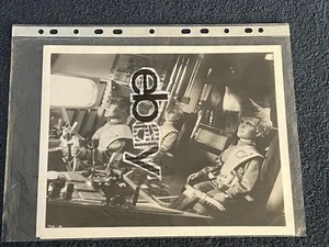 Thunderbirds 10 x 8 Photo Gerry Anderson Virgil Gordon & Alan Tracy - Picture 1 of 1