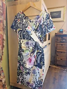 Edles Designerkleid von Talbot Runhof Blumenmuster GR D 38 it.42 US 12 Kleid - Bild 1 von 3