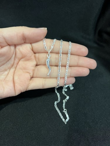 Piccolo amuleto in argento sterling 925 corno portafortuna italiano e catena Valentino 18 24 26