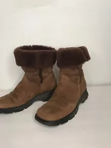 Stivali La Canadienne Kosmo foderati in shearling metà polpaccio scamosciati 8,5 marrone impermeabili - Foto 1 di 7
