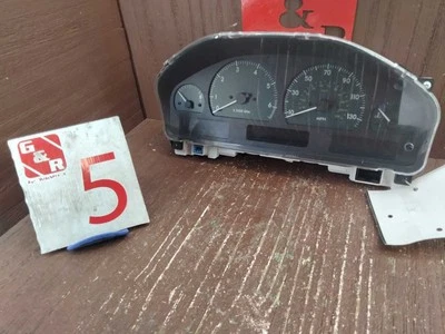VELOCÍMETRO DE RANGO 2000-2002 GRUPO DE INSTRUMENTOS CON TACÓMETRO YAC114250 Foto 1 de 4