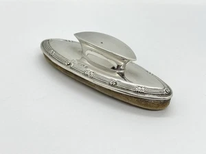 Antico strumento manicure tampone unghie in argento sterling di Deakin & Francis - Foto 1 di 9