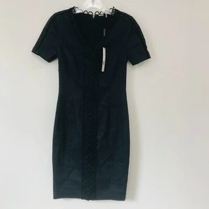 Elie Tahari || Loretta Short-Sleeve Linen-Blend Sheath Dress Navy 0 - Picture 1 of 3