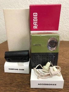 Philips AM Radio 90 RL 073 Brand New Open Box - Picture 1 of 8
