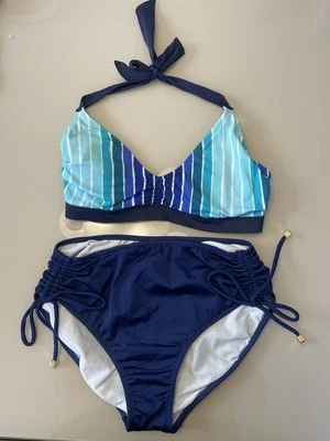 Bikini Athleta & Venus 2 piezas talla 8 parte inferior y 34 parte superior B/C  Foto 1 de 3