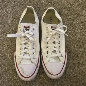 Converse Men’s 9 White Low Top - Picture 1 of 7