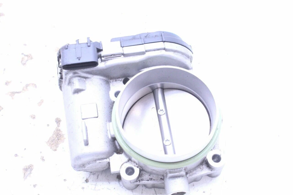 2016 Mercedes Benz AMG GT S Throttle Body OEM Used - Изображение 1 из 4
