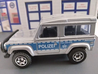 MATCHBOX 2021 MBX AUTOBAHN EXPRESS 5 PACK LAND ROVER NINETY POLICE LOOSE  - Image 1 of 4
