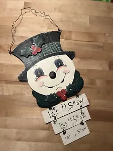 Vintage Hand painted Handmade Beautiful Snowman “let it Snow" Wall Hanging - Picture 1 of 6