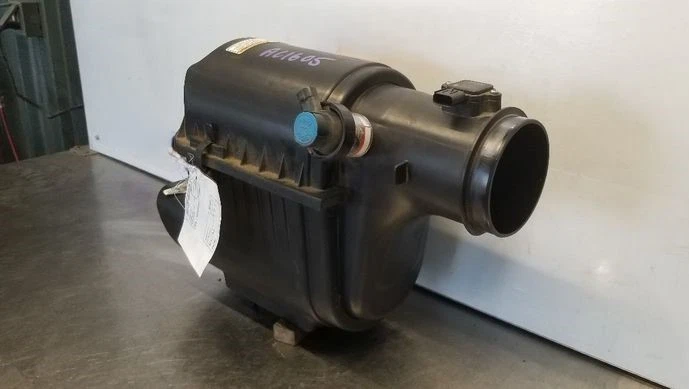 2008-2009 Ford F250, F350 Super Duty Air Cleaner Intake Box 6.4L Diesel OEM Foto 1 de 4