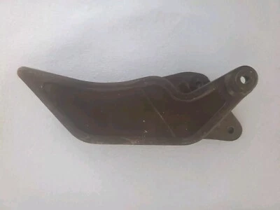 Guía de cadena basculante Suzuki DR 200SE 61341-13A00 1996-2020 Foto 1 de 4