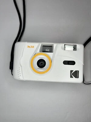 Kodak Vintage Retro M38 35mm Reusable Non-Disposable Film Camera Photos - Image 1 of 4