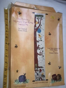 KIT DE PUNTO DE CRUZ TABLA DE CRECIMIENTO CHRISTOPHER ROBIN CLÁSICO DE DISNEY WINNIE POOH NUEVO - Imagen 1 de 13