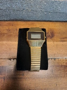 Vintage 1970s Men's Timex H Cell Digital Watch Original Band Rare Needs Battery - Picture 1 of 4
