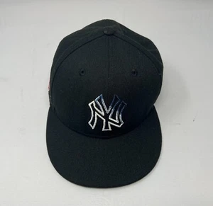New York Yankees New Era 59Fifty Black Gray UV Gradient Logo Hat Fitted 7 3/8 - Picture 1 of 5