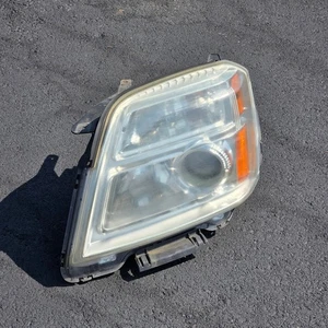 2010-2015 GMC Terrain Left Driver Headlight Assembly OEM - Picture 1 of 3