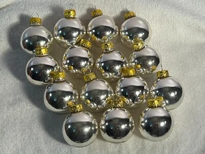 Christmas ornaments set of 15 glass silver glossy balls EX8565 - Picture 1 of 6