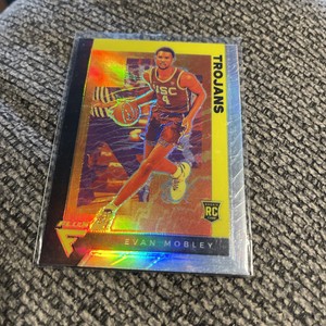 Evan Mobley 2021-22 Panini Chronicles Flux Silver Prizm #227 USC Trojans