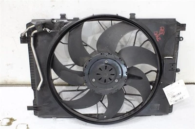 RADIATOR FAN ASSEMBLY Mercedes C350 C250 C300 E350 2008 08 09 10 11 12 1 1360250 Foto 1 de 4