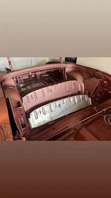 Chevrolet Impala convertible, reposapiés trasero (1958-1964) disponible Foto 1 de 4