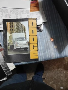 1970 Dodge Medium duty Trucks     Brochure - Bild 1 von 1