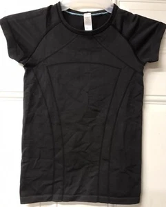 Ivivva by Lululemon Girl's Fly Tech Swiftly Short Sleeve Size 10 Black - Picture 1 of 3