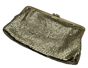 VTG Whiting And Davis Clutch Purse Gold Tone Metal Mesh Kiss Clasp - Picture 1 of 5