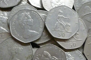 Bulk Lot 20 Clean Large Size 50p Coins (Fifty Pence) Britannia Design 1969-1983 - Picture 1 of 2