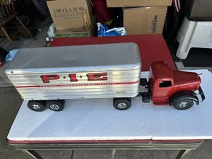 Camion e rimorchio Smith Miller PIE - Foto 1 di 4