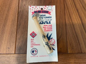 Florida Marlins 1996 World Series Mini Key Chain Bat Miami Wood Keychain - Picture 1 of 2