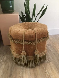 Vtg ottoman foot stool Poof Chair Gold Tassel Fringe HOLLYWOOD Regency - Picture 1 of 10