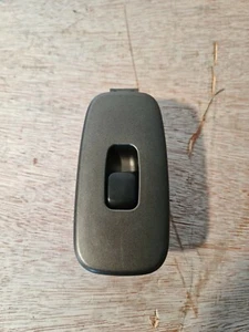 LEXUS IS200 REAR WINDOW SWITCH -2 - Picture 1 of 2