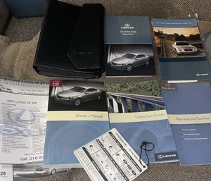 Lexus IS350 IS250 2007 manual del propietario con estuche OEM envío gratuito - Imagen 1 de 1
