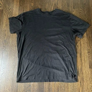 Fabletics T-Shirt Mens XL Black Stretch Casual Gym Workout Running Performance - Picture 1 of 7