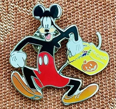 Заколка Disney Goofy As Mickey Halloween - Изображение 1 из 2