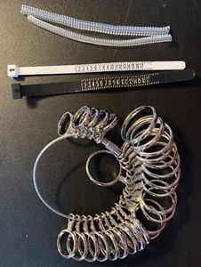Ring Sizer Set Metal Sizer 2 Gauges 2 Adjusters Measures Size 0-17 NEW Fingers - Bild 1 von 11