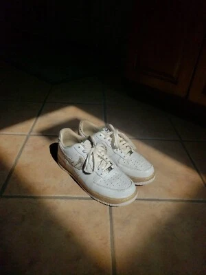 耐克 Air Force 1 蛇皮高级 CMFT QS 巴西白色灰色 10 635272-100 码 — 第 1/4 张图片