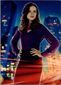 2016 Cryptozoic The Flash Season 1 Character Bios Trading Card #CB6 Caitlin Snow