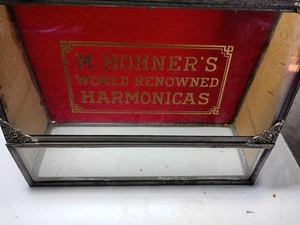 Vintage M Hohner's Store Glas Mundharmonika Vitrine - Bild 1 von 8