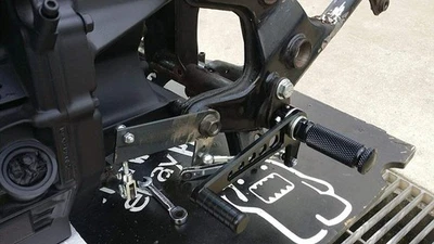 Apoio para os pés Cafe Racer para Yamaha RD350 XS650 SR400/500 GT250/500 - Imagem 1 de 4