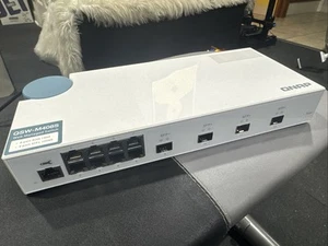 QNAP QSW-M408S Managed Switch SFP+ 4x10gbps Ports + GbE 8x1gbps Ports! - Photo 1/6