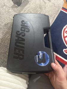 Estuche de almacenamiento de fábrica de mosquitos modelo Sig Sauer - Imagen 1 de 6