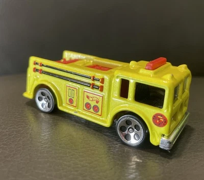 BOM COMEDOR DE FOGO Amarelo Neon Vintage 1976 City Of Hot Wheels Departamento de Caminhão de Emergência - Imagem 1 de 4